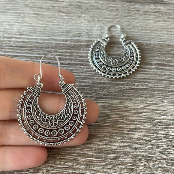 Bohemian hoop earrings N145 - Picture 3 of 3